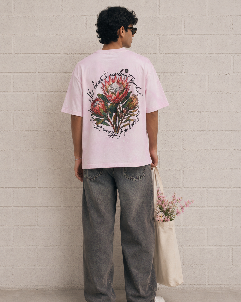 ESSENZZA - Protea Bloom Vintage Oversized T-shirt