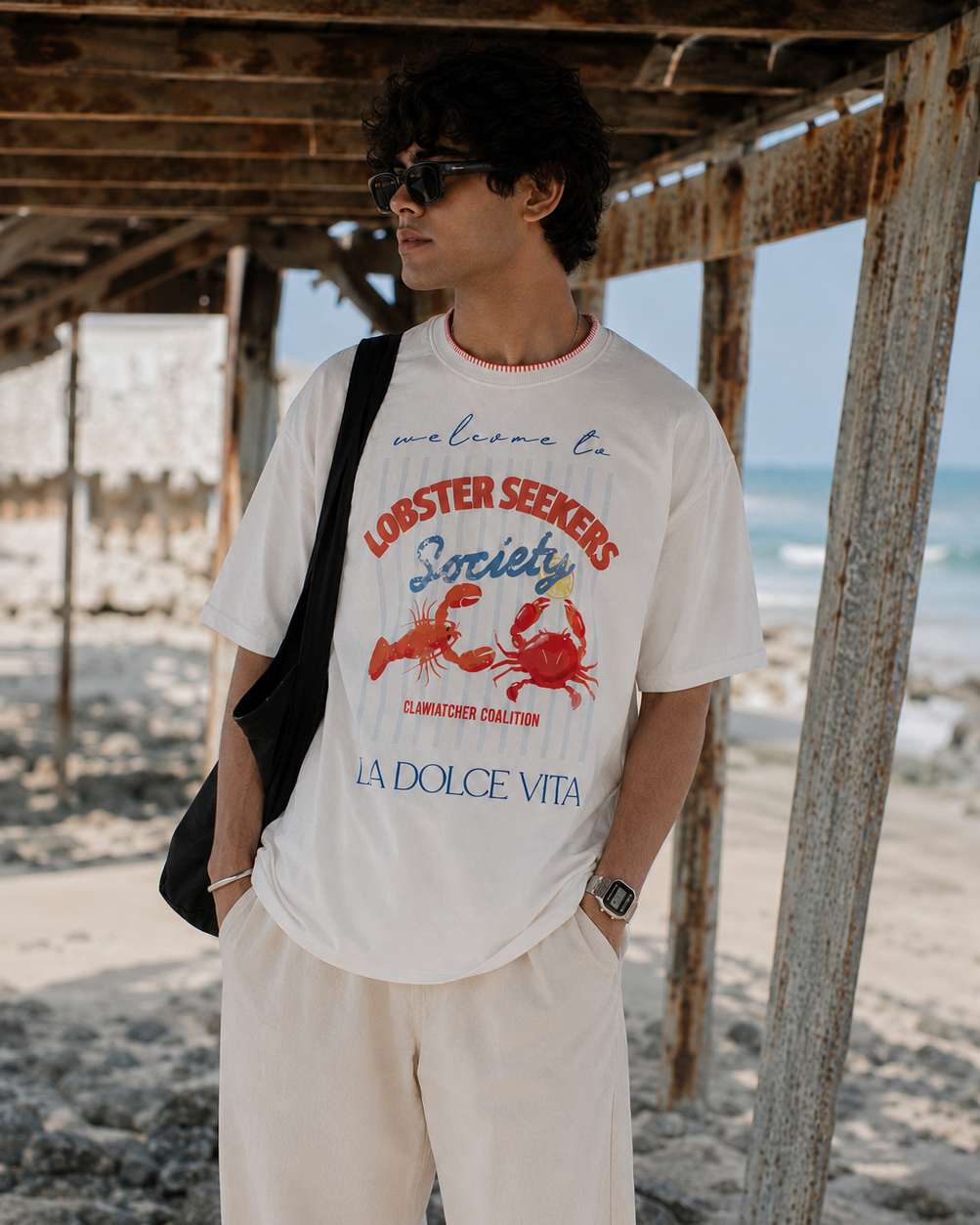 ESSENZZA -  Lobster Seekers Oversized T-shirt